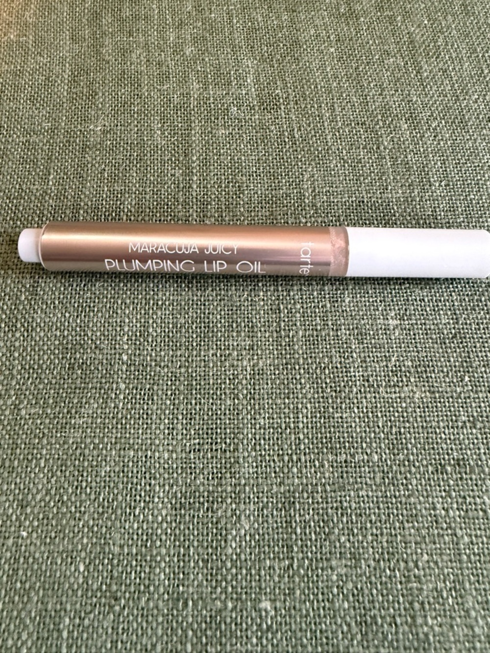 Tarte Maracuja Juicy Plumping Lip Oil – Sugar Cookie